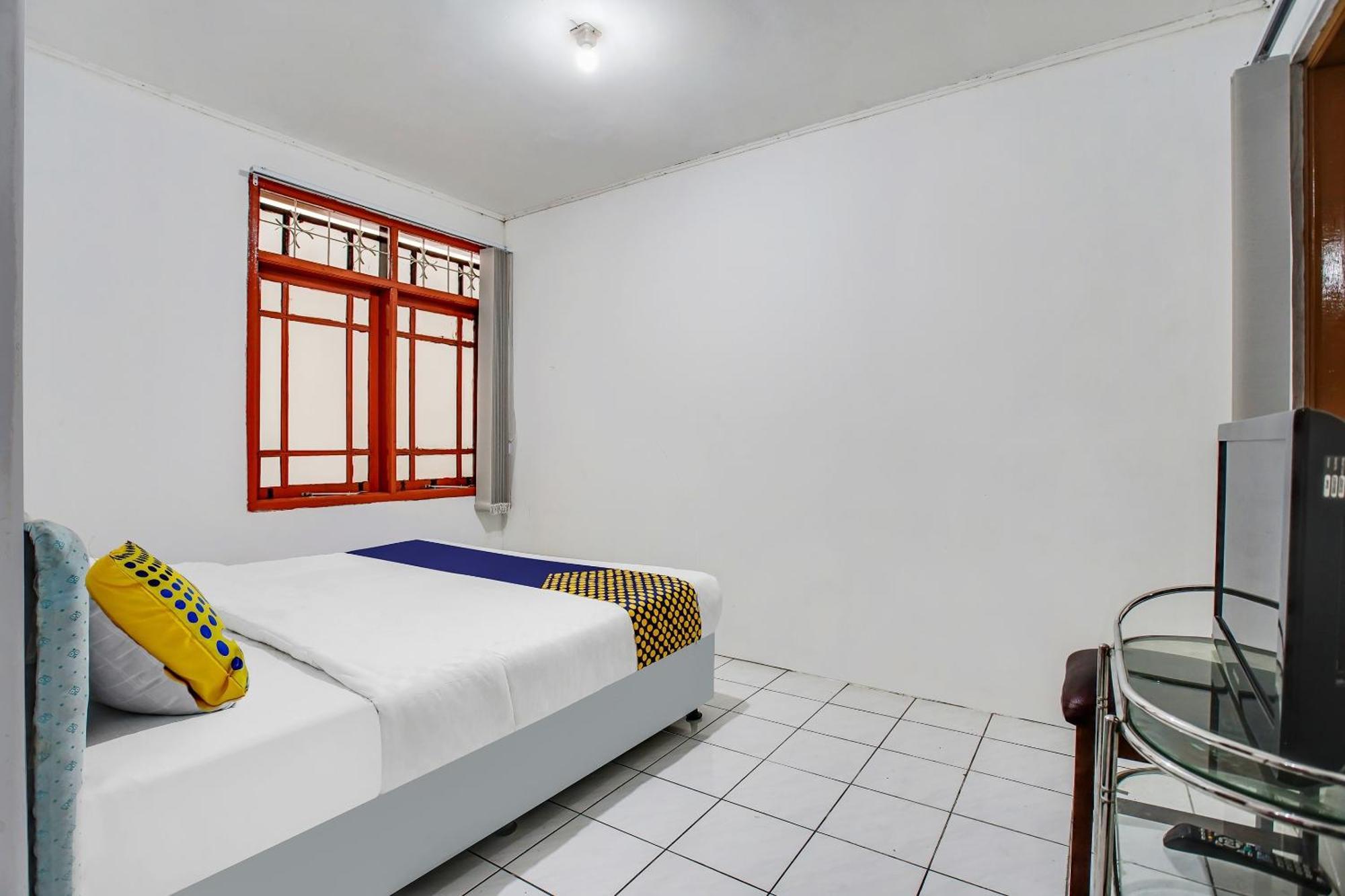Spot On 91117 Sriwijaya Residence Syariah Бандунг Экстерьер фото